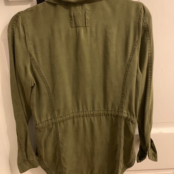 Thread & supply jacket - Picture 2 of 3